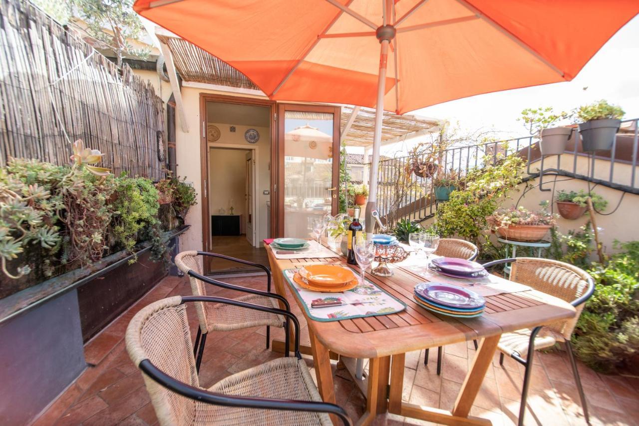 Apartamento Residenza Al Pavone Luxury With Terrace Lucca Exterior foto