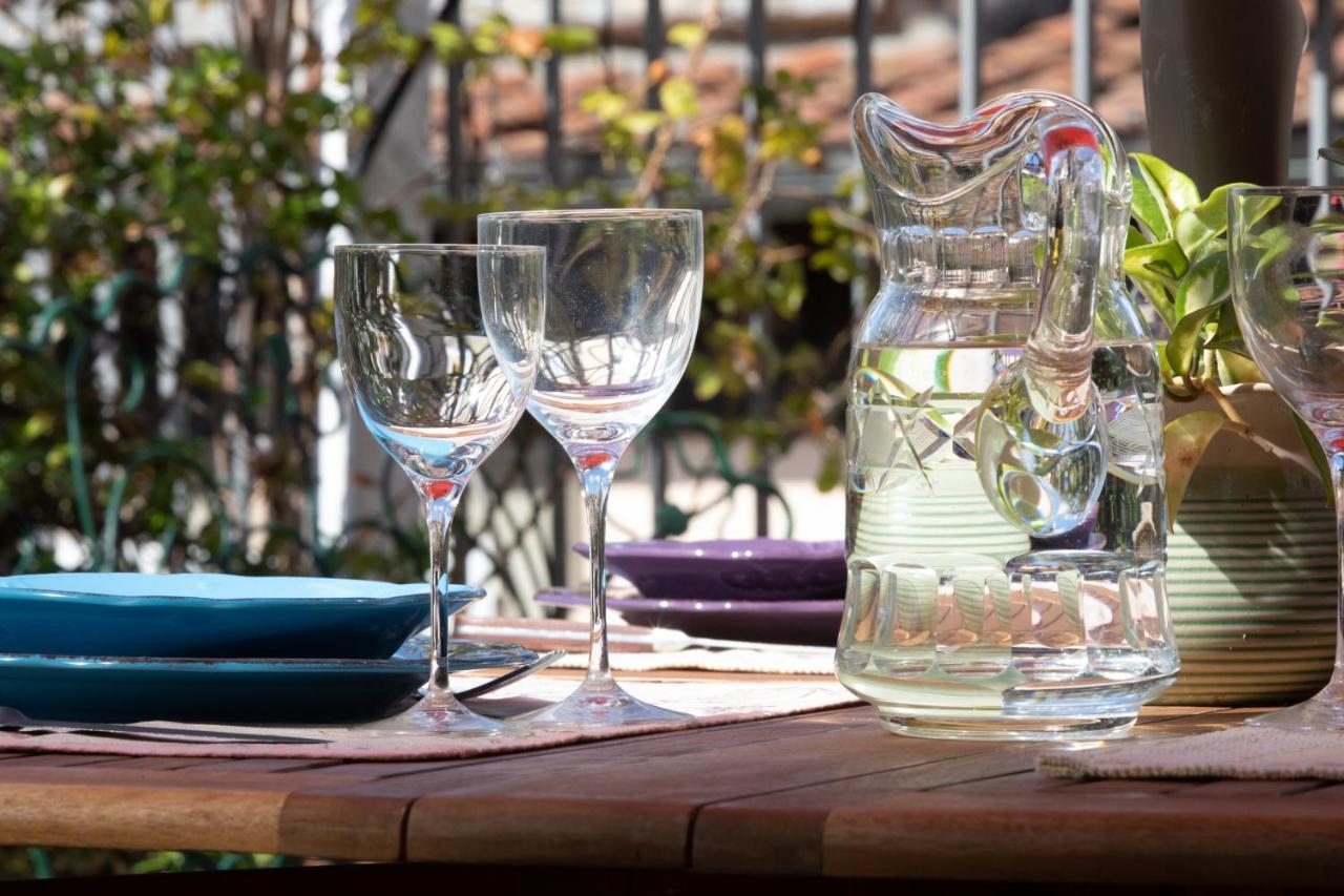 Apartamento Residenza Al Pavone Luxury With Terrace Lucca Exterior foto