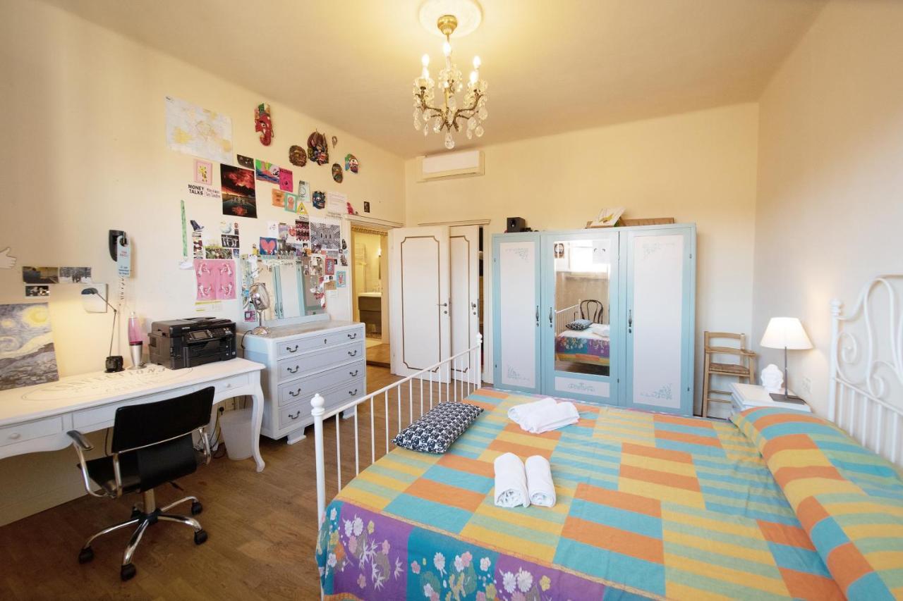 Apartamento Residenza Al Pavone Luxury With Terrace Lucca Exterior foto