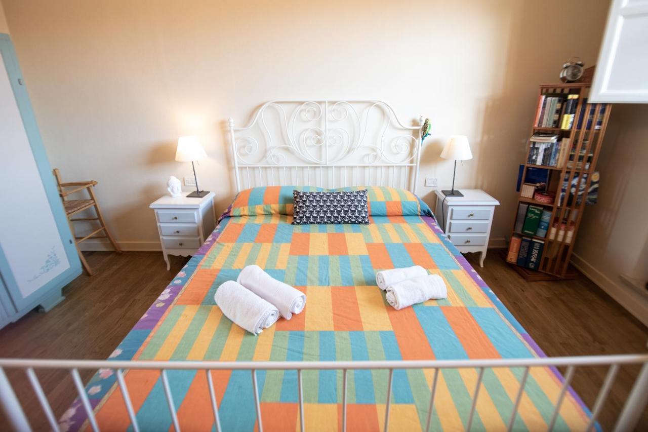 Apartamento Residenza Al Pavone Luxury With Terrace Lucca Exterior foto