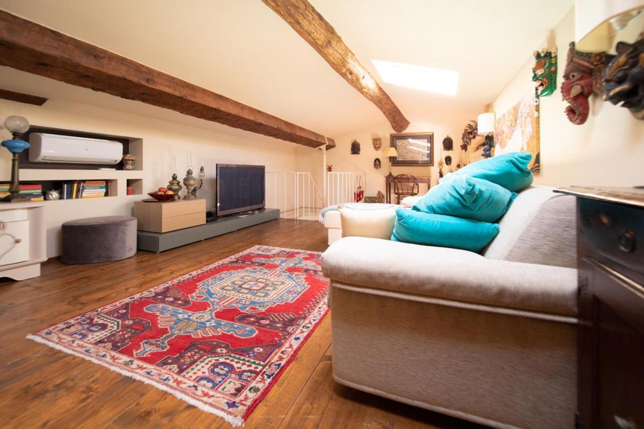 Apartamento Residenza Al Pavone Luxury With Terrace Lucca Exterior foto