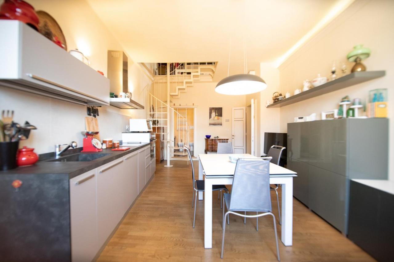 Apartamento Residenza Al Pavone Luxury With Terrace Lucca Exterior foto
